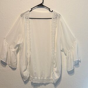 White Open-Front Kimono Cardigan (no tag, fits like M/L) Boho Bell Sleeve Lace